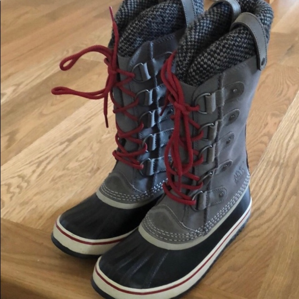 Sorel Snow Boots—EUC